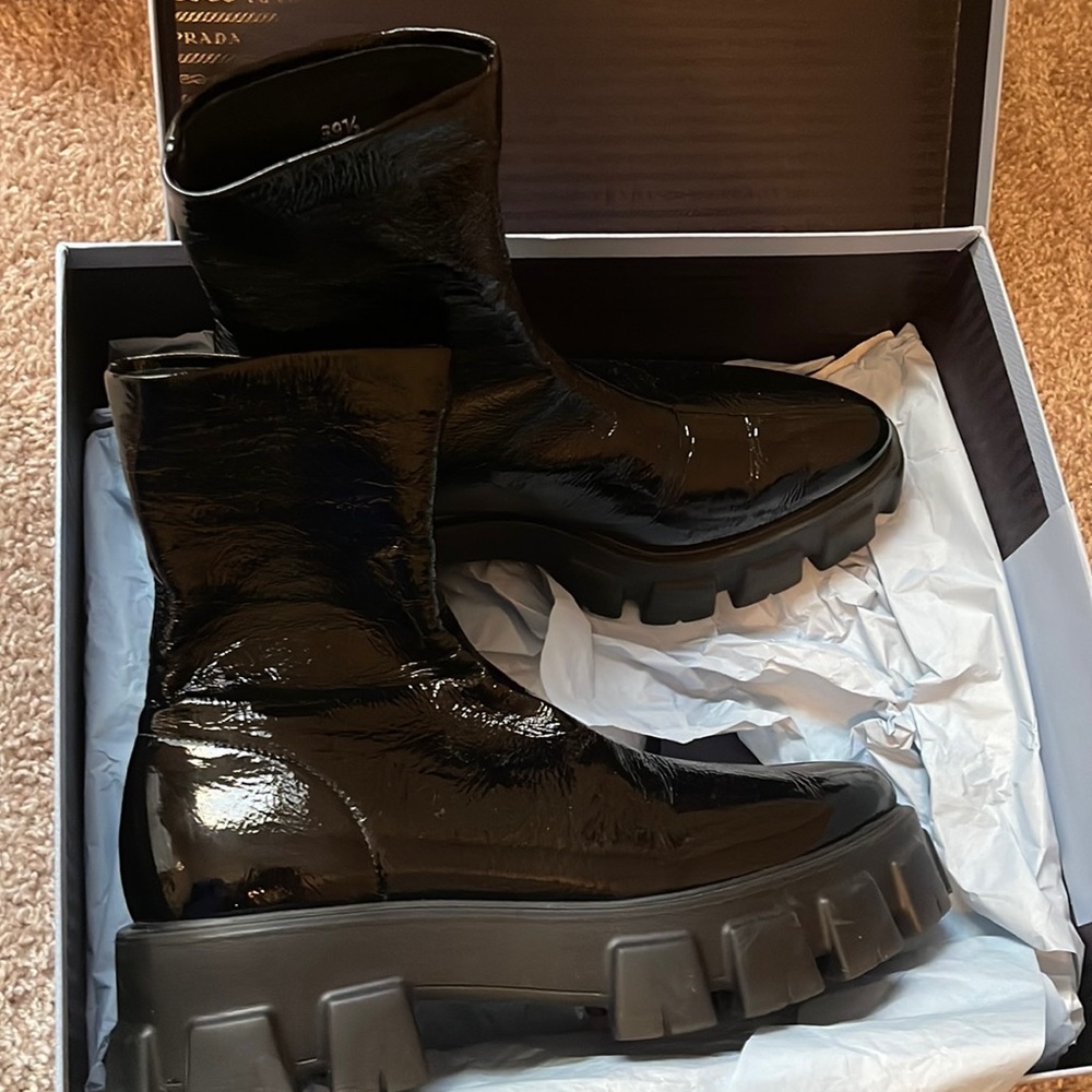 Monolith tech booties - fabric